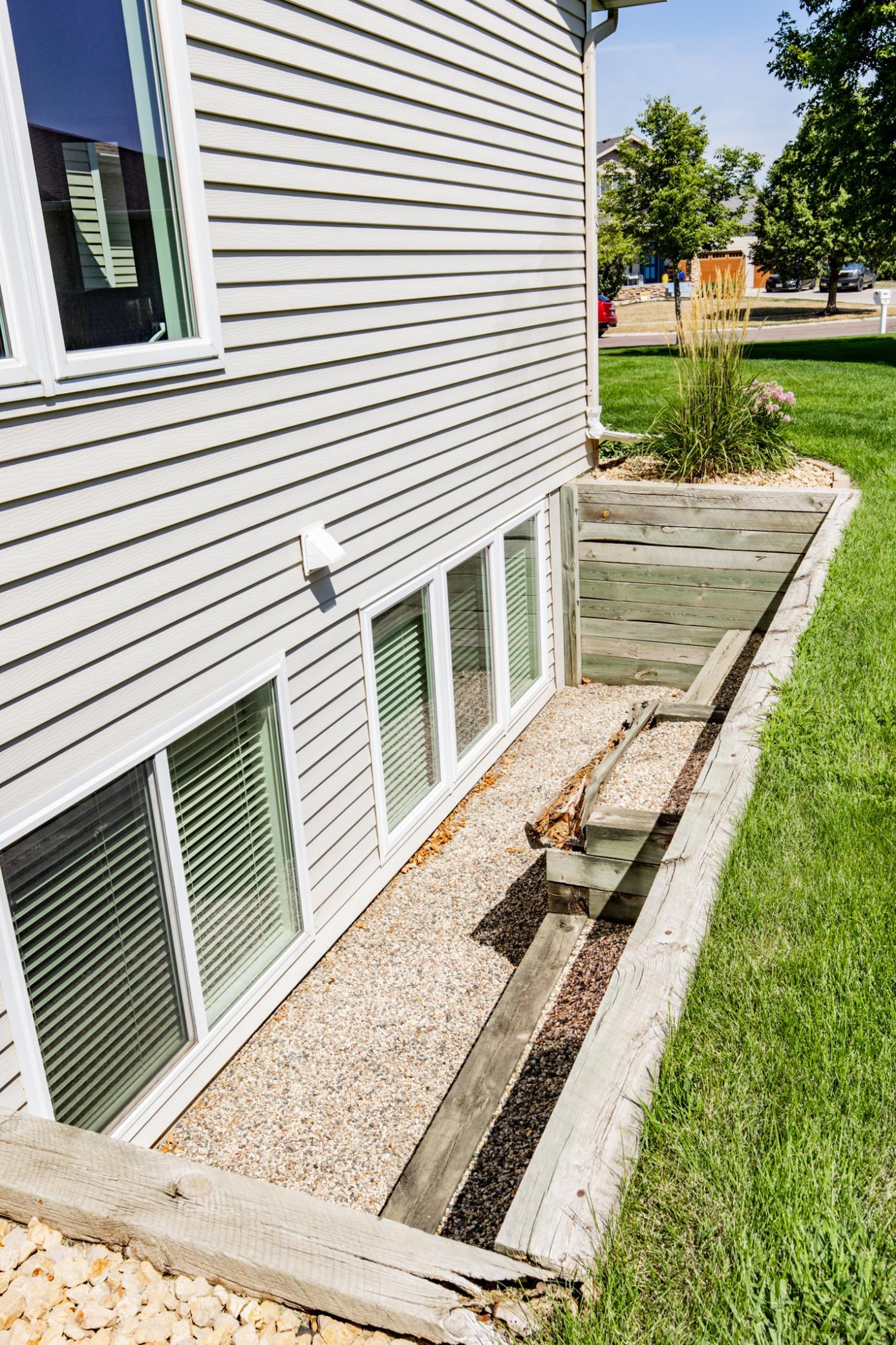 2003 single family home for sale at 1206 47th Avenue N in Fargo, ND — 4 bed, 3 bath (photo 68 of 68)