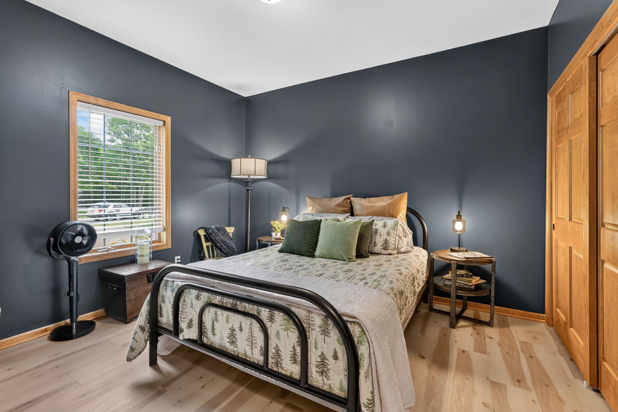 2005 single family home for sale at 24773 Cove Trail in Nisswa, MN — 5 bed, 3 bath (photo 19 of 43)