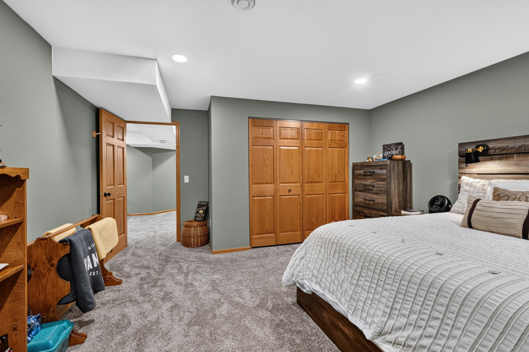 2005 single family home for sale at 24773 Cove Trail in Nisswa, MN — 5 bed, 3 bath (photo 27 of 43)