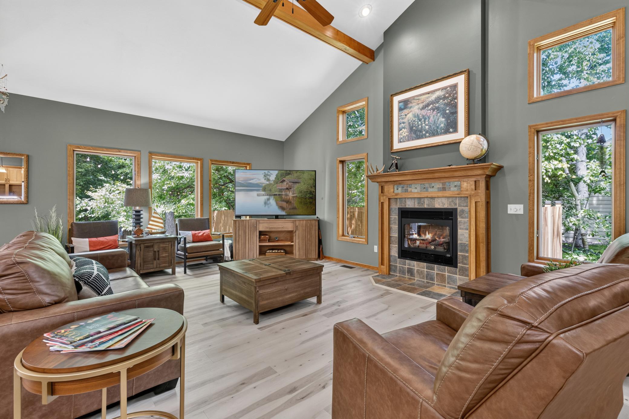2005 single family home for sale at 24773 Cove Trail in Nisswa, MN — 5 bed, 3 bath (photo 5 of 43)
