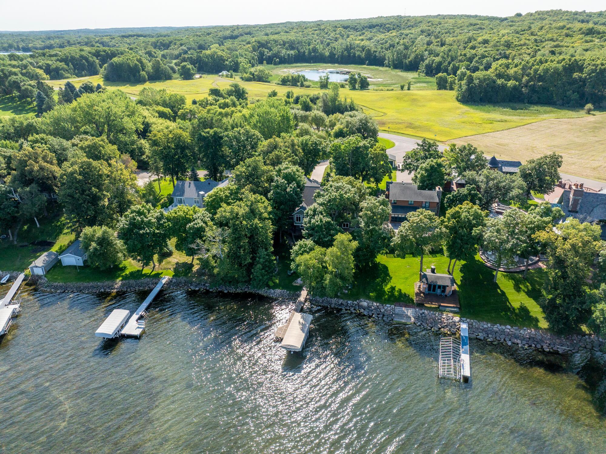 2014 single family home for sale at 50201 Fish Lake Way in Detroit Lakes, MN — 3 bed, 3 bath (photo 38 of 43)