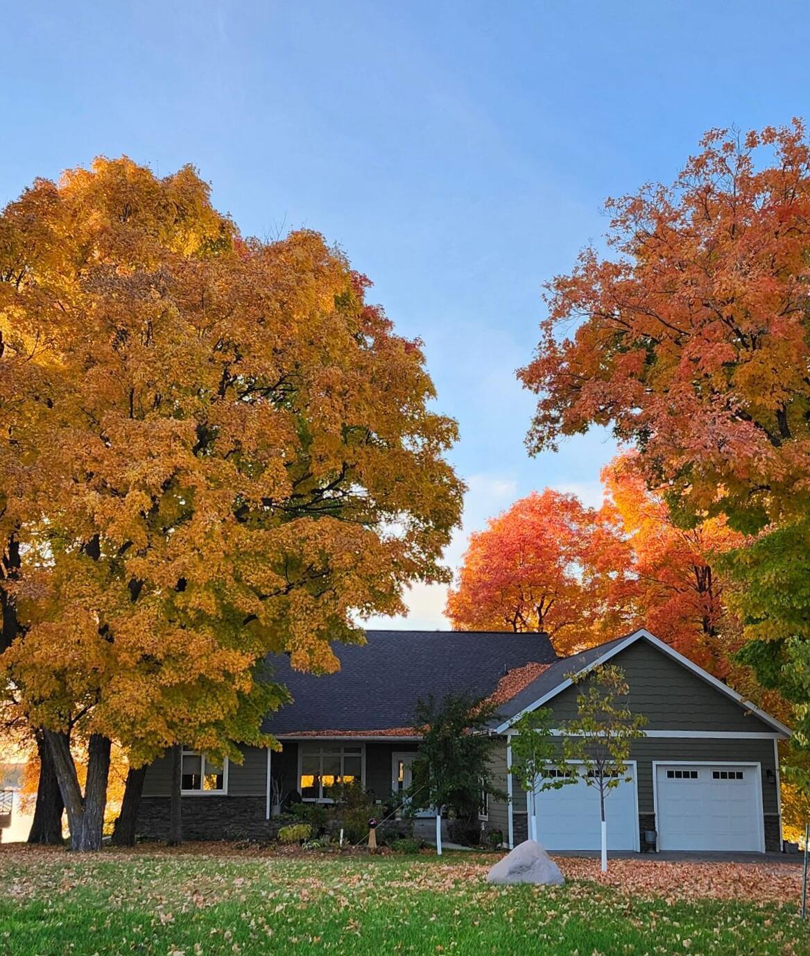 2014 single family home for sale at 50201 Fish Lake Way in Detroit Lakes, MN — 3 bed, 3 bath (photo 43 of 43)