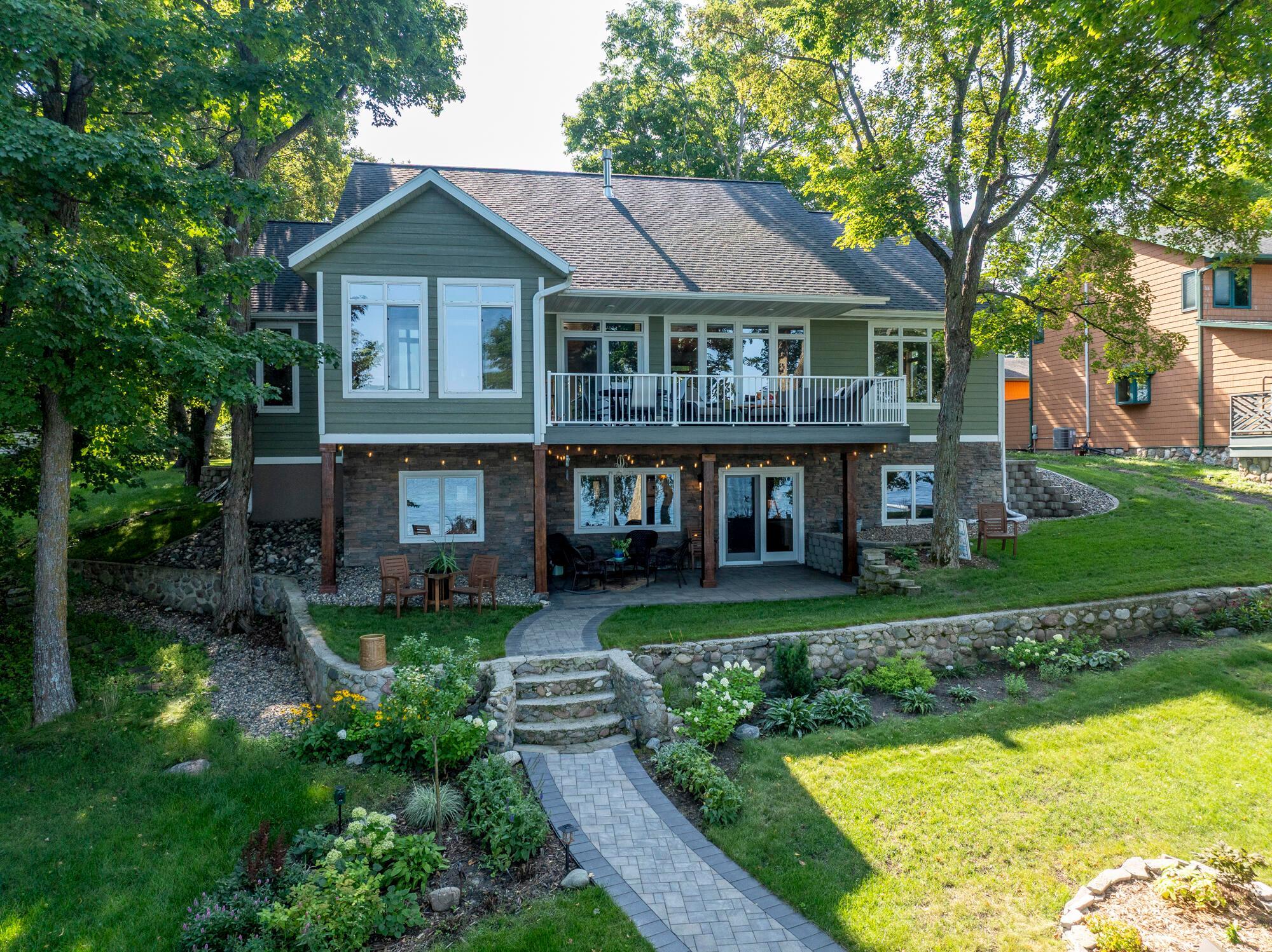 2014 single family home for sale at 50201 Fish Lake Way in Detroit Lakes, MN — 3 bed, 3 bath (photo 8 of 43)