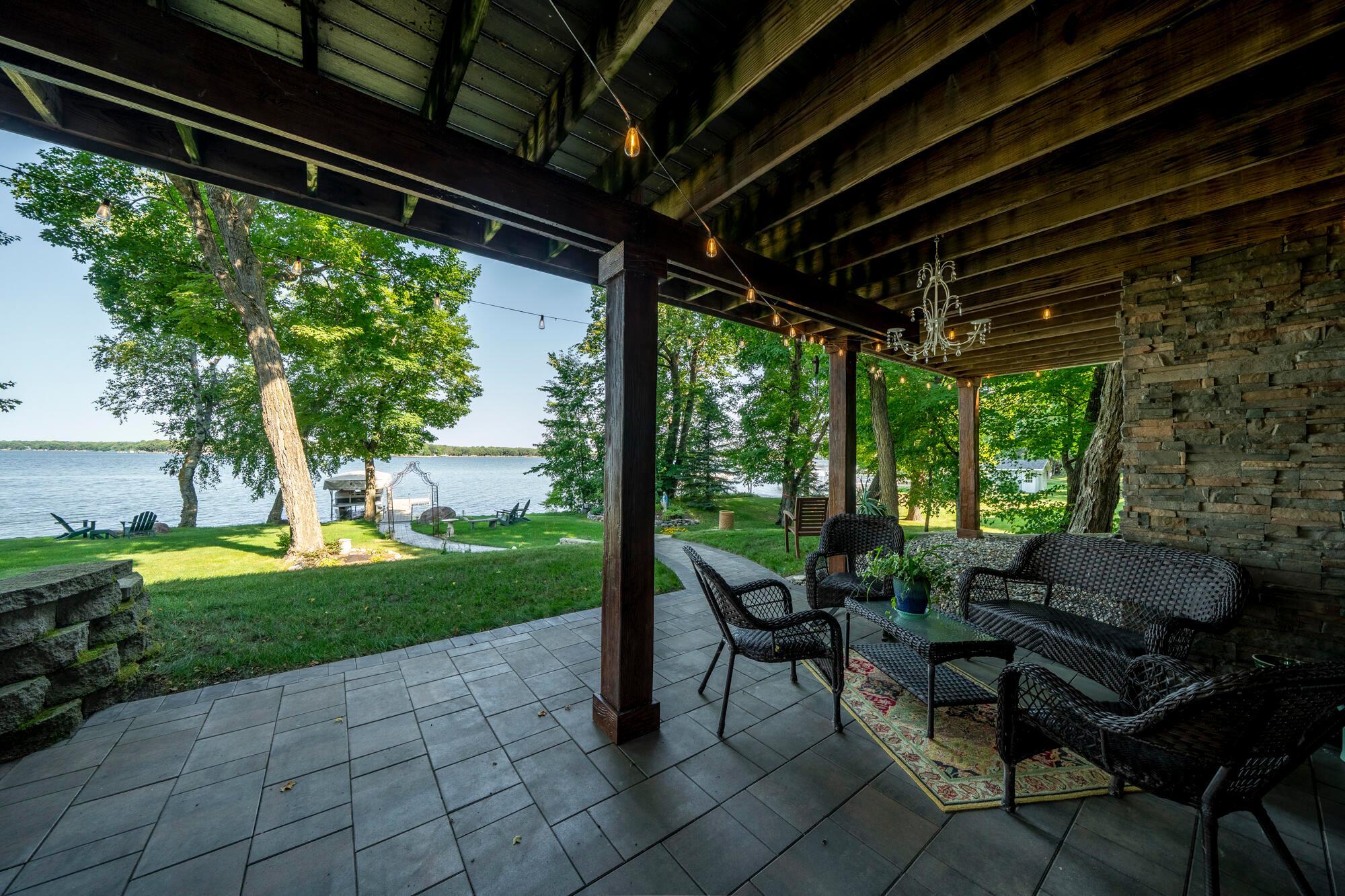 2014 single family home for sale at 50201 Fish Lake Way in Detroit Lakes, MN — 3 bed, 3 bath (photo 9 of 43)