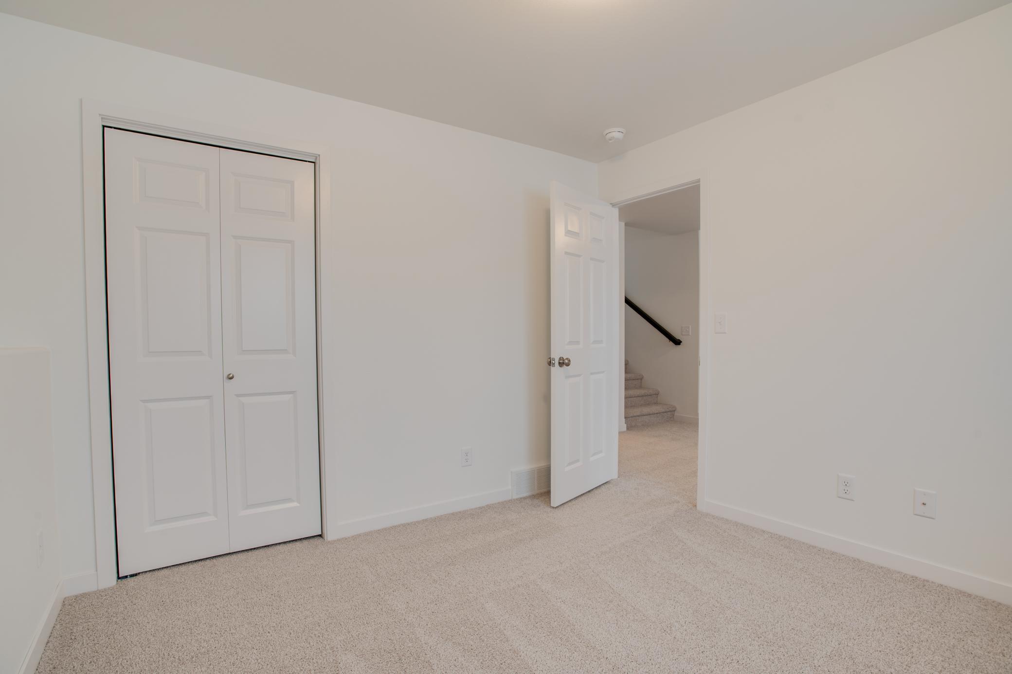 2025 single family home for sale at 2516 38th Avenue S in Moorhead, MN — 3 bed, 2 bath (photo 28 of 32)