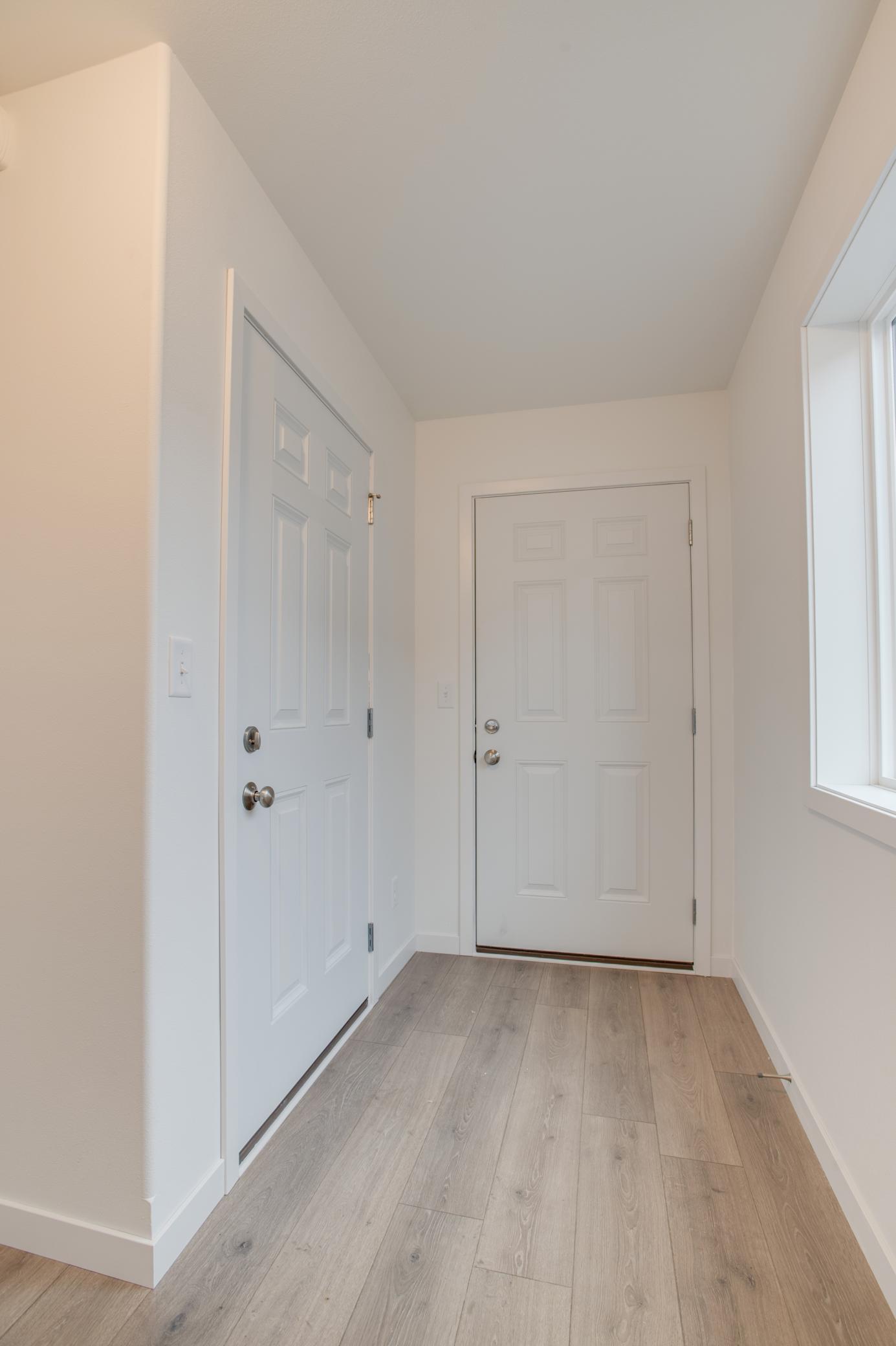 2025 single family home for sale at 2516 38th Avenue S in Moorhead, MN — 3 bed, 2 bath (photo 4 of 32)