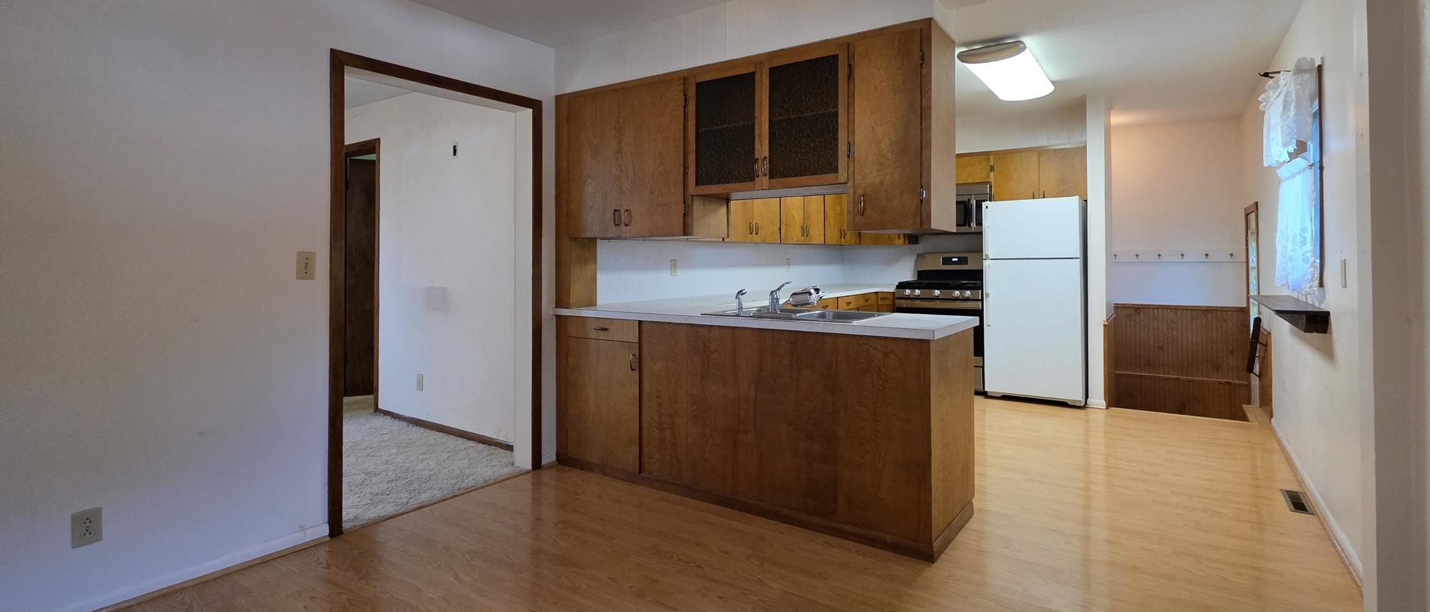 1903 single family home for sale at 109 5th Street in Kathryn, ND — 3 bed, 2 bath (photo 11 of 44)