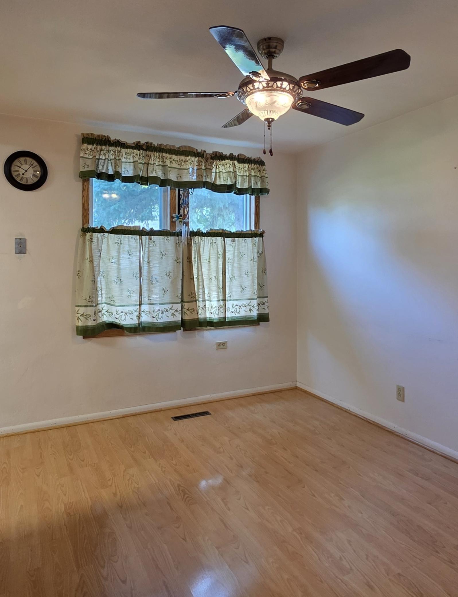 1903 single family home for sale at 109 5th Street in Kathryn, ND — 3 bed, 2 bath (photo 13 of 44)