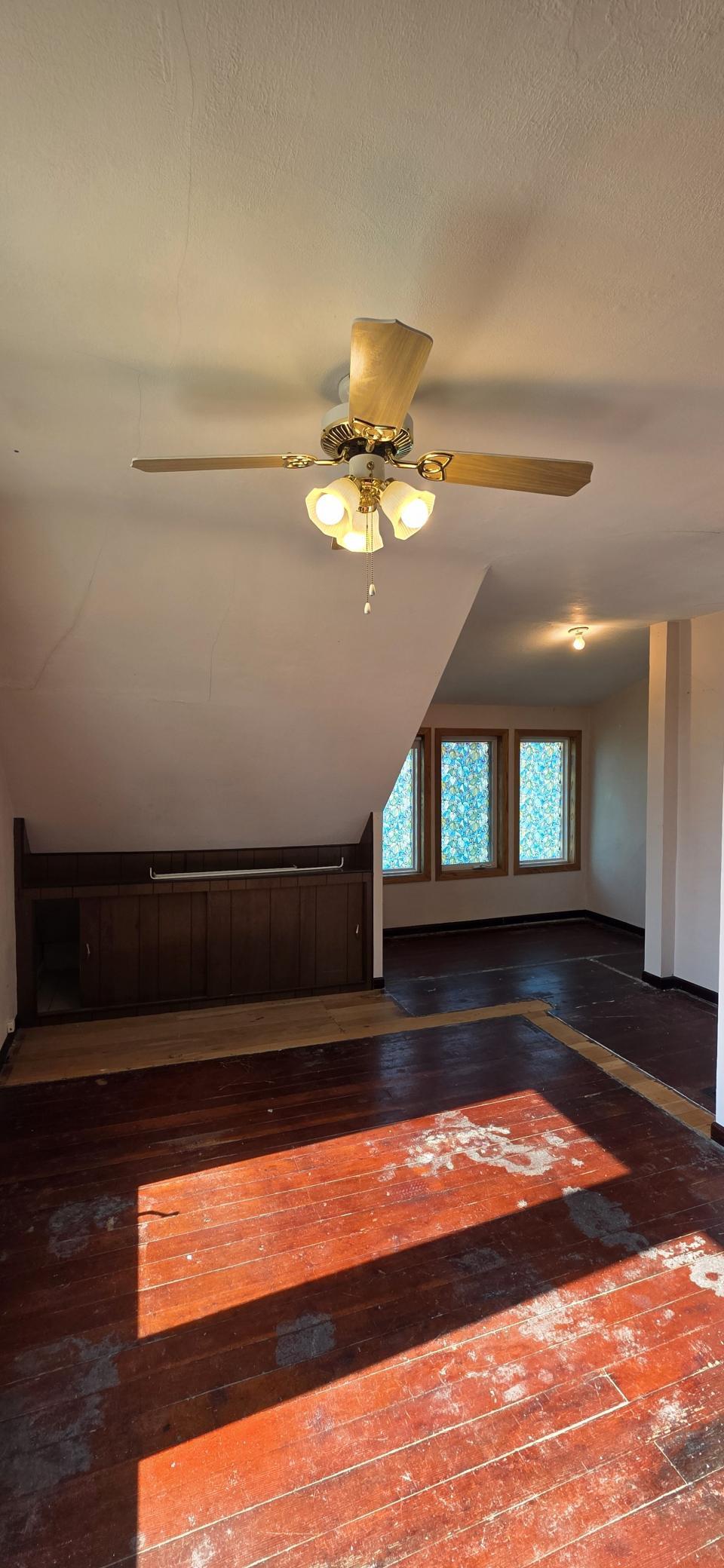 1903 single family home for sale at 109 5th Street in Kathryn, ND — 3 bed, 2 bath (photo 25 of 44)