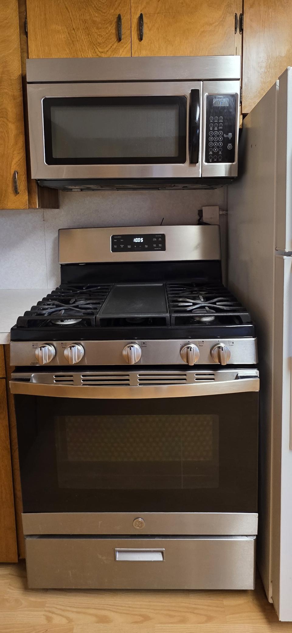 1903 single family home for sale at 109 5th Street in Kathryn, ND — 3 bed, 2 bath (photo 9 of 44)
