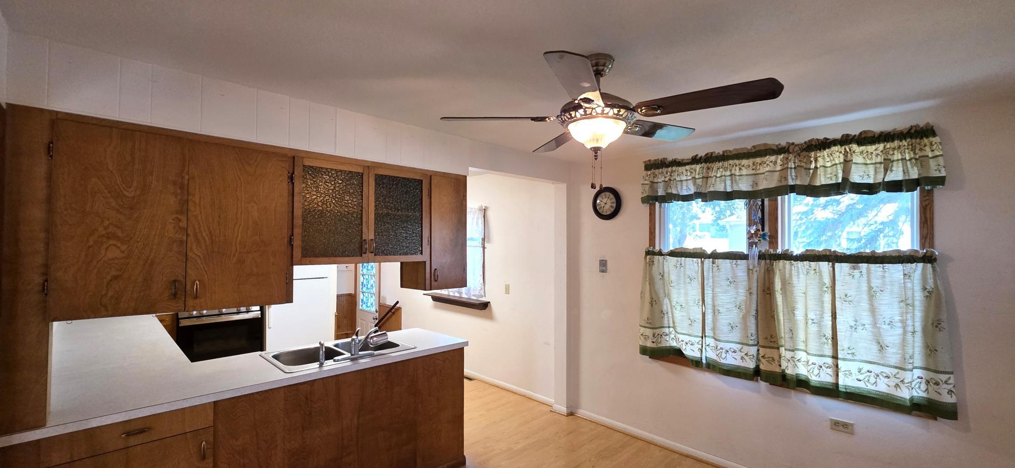 1903 single family home for sale at 109 5th Street in Kathryn, ND — 3 bed, 2 bath (photo 10 of 44)