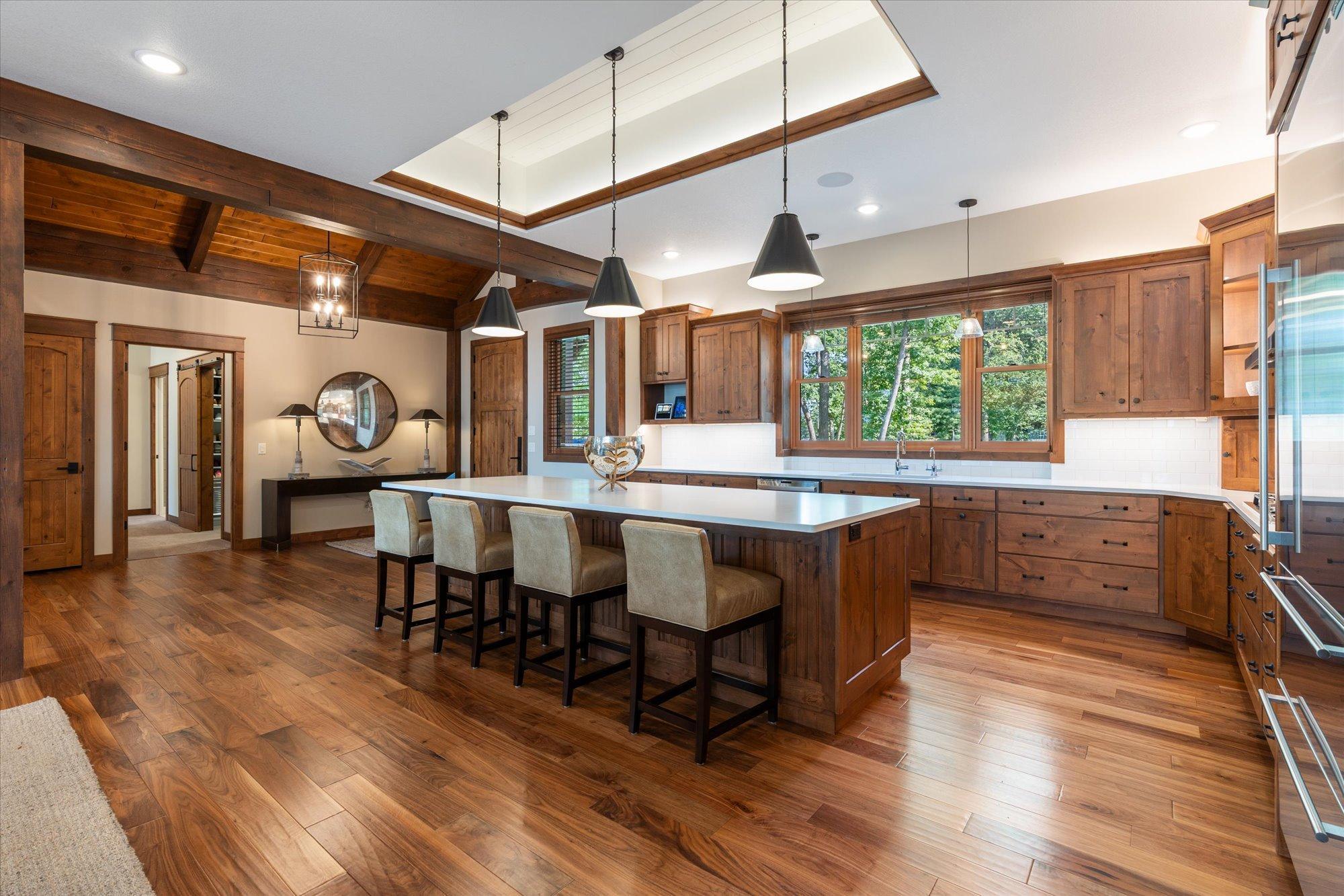 2019 single family home for sale at 37353 & 37344 Silver Peak Road in Crosslake, MN — 6 bed, 5 bath (photo 14 of 69)