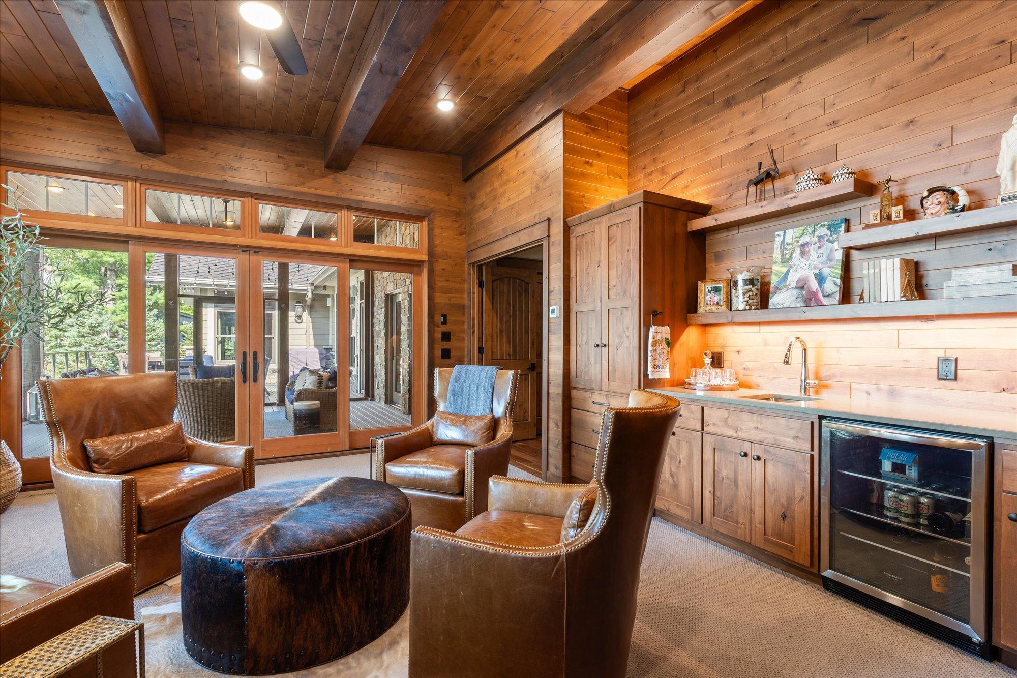 2019 single family home for sale at 37353 & 37344 Silver Peak Road in Crosslake, MN — 6 bed, 5 bath (photo 18 of 69)
