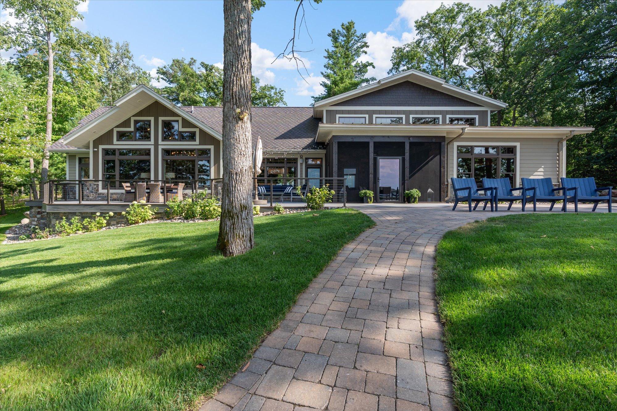 2019 single family home for sale at 37353 & 37344 Silver Peak Road in Crosslake, MN — 6 bed, 5 bath (photo 26 of 69)