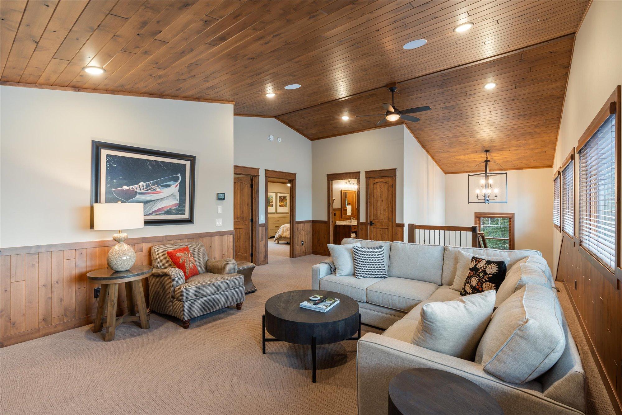 2019 single family home for sale at 37353 & 37344 Silver Peak Road in Crosslake, MN — 6 bed, 5 bath (photo 36 of 69)