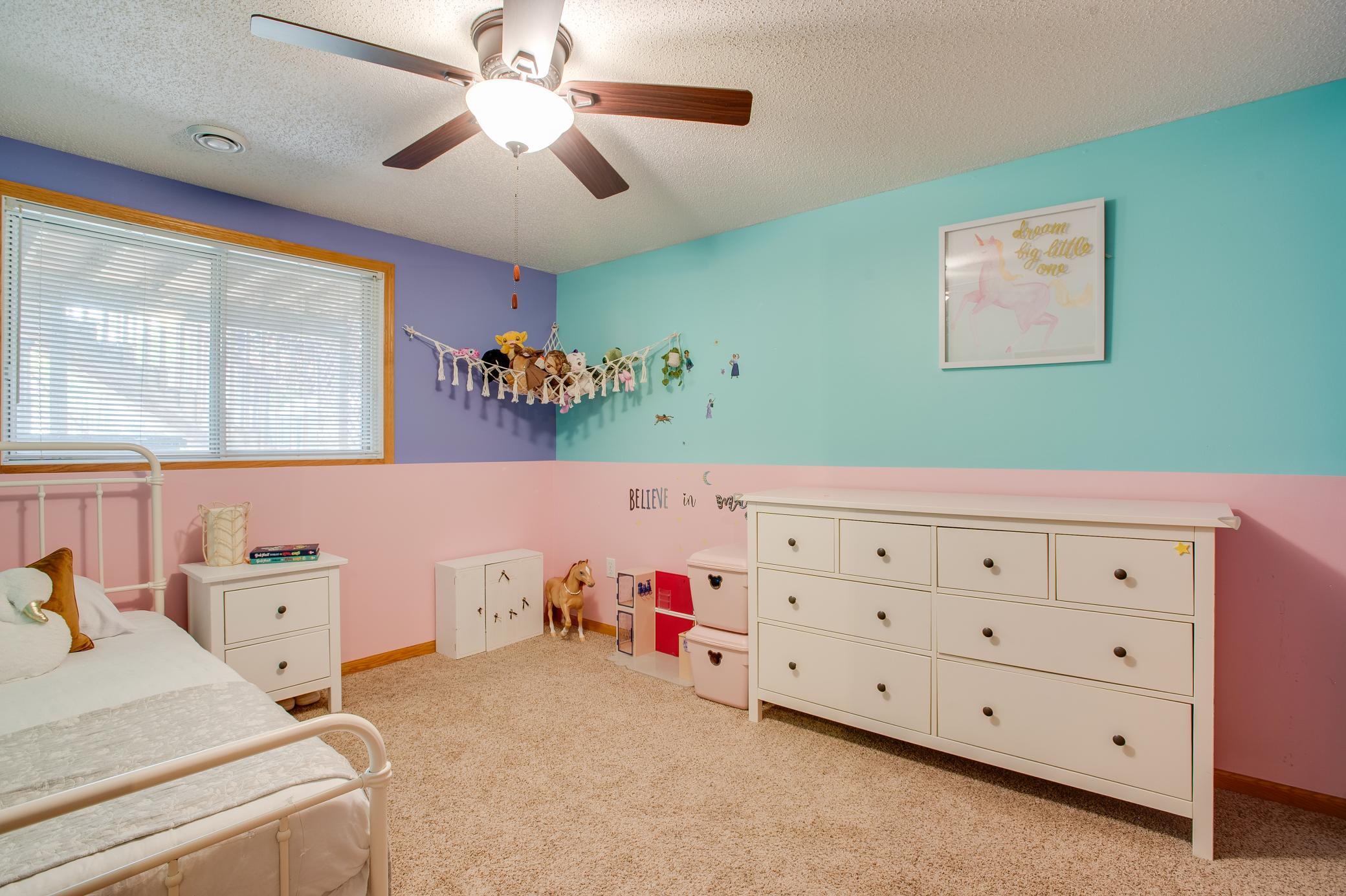 2000 twin home for sale at 1427 Suntree Drive in West Fargo, ND — 3 bed, 2 bath (photo 27 of 39)