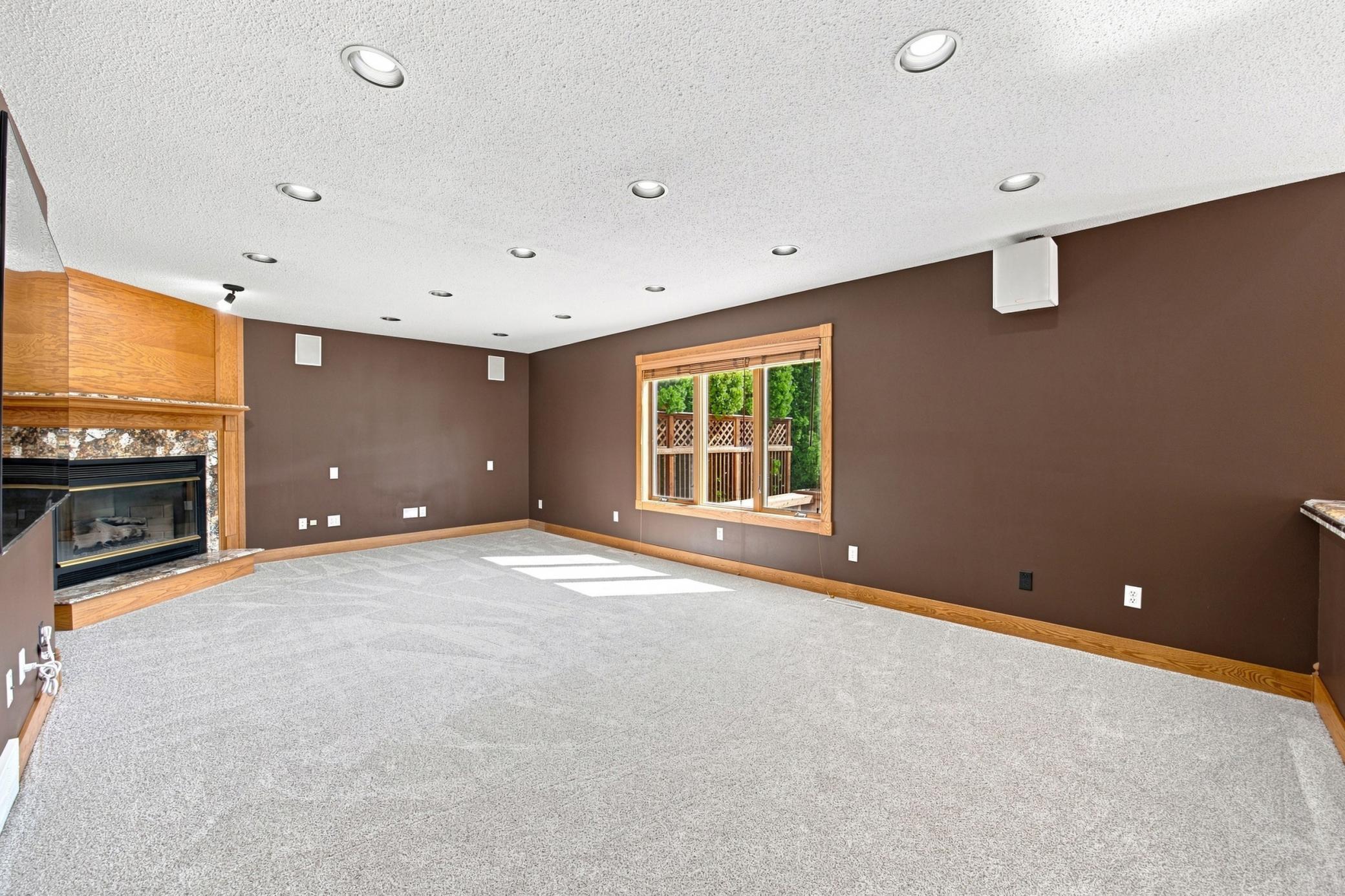 1995 single family home for sale at 1906 E Rose Creek Parkway S in Fargo, ND — 5 bed, 4 bath (photo 13 of 56)