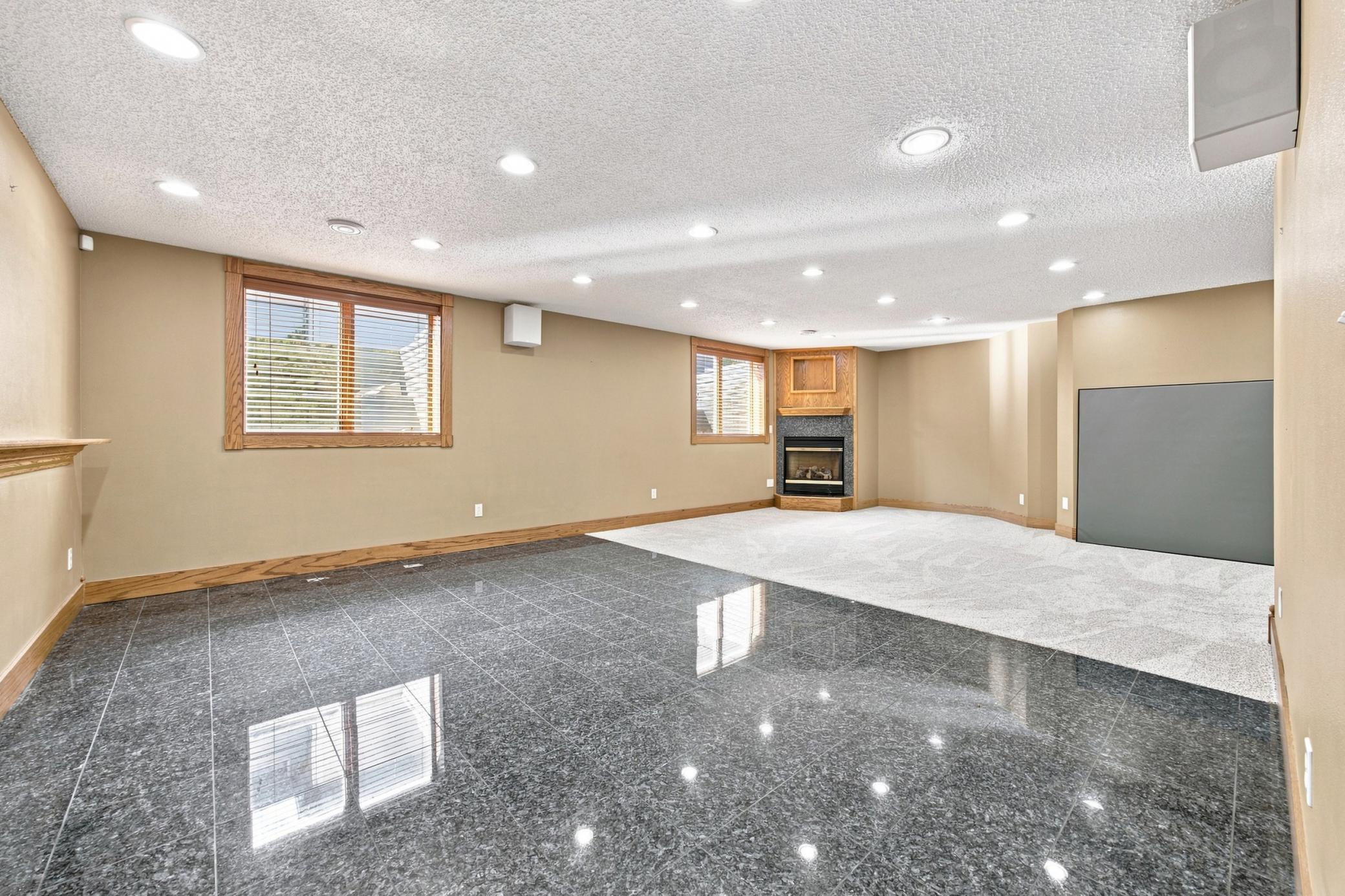 1995 single family home for sale at 1906 E Rose Creek Parkway S in Fargo, ND — 5 bed, 4 bath (photo 30 of 56)
