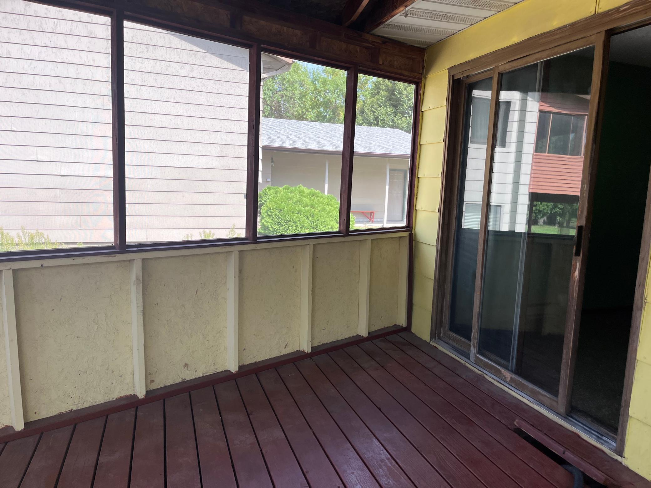 1981 single family home for sale at 1919 23rd Street S in Fargo, ND — 3 bed, 1 bath (photo 16 of 18)