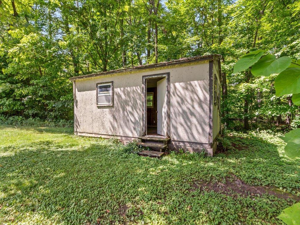 1966 single family home for sale at 22129 437th Avenue in Aitkin, MN — 5 bed, 2 bath (photo 23 of 37)