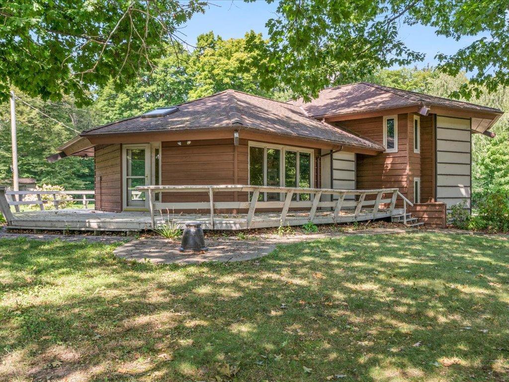1966 single family home for sale at 22129 437th Avenue in Aitkin, MN — 5 bed, 2 bath (photo 27 of 37)