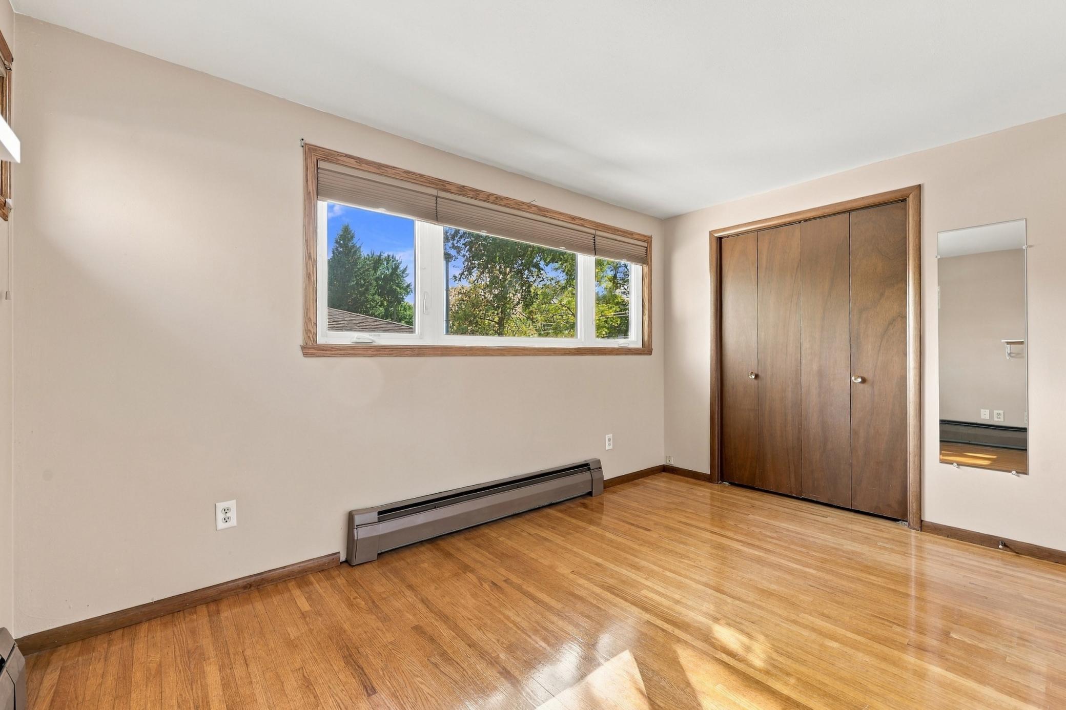 1965 single family home for sale at 2410 Evergreen Road N in Fargo, ND — 4 bed, 2 bath (photo 17 of 41)