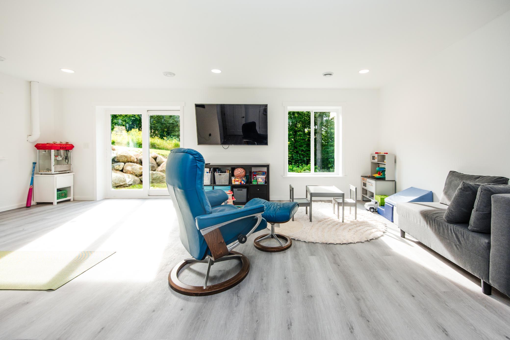 2016 single family home for sale at 14811 Ridge Drive in Detroit Lakes, MN — 4 bed, 3 bath (photo 32 of 79)