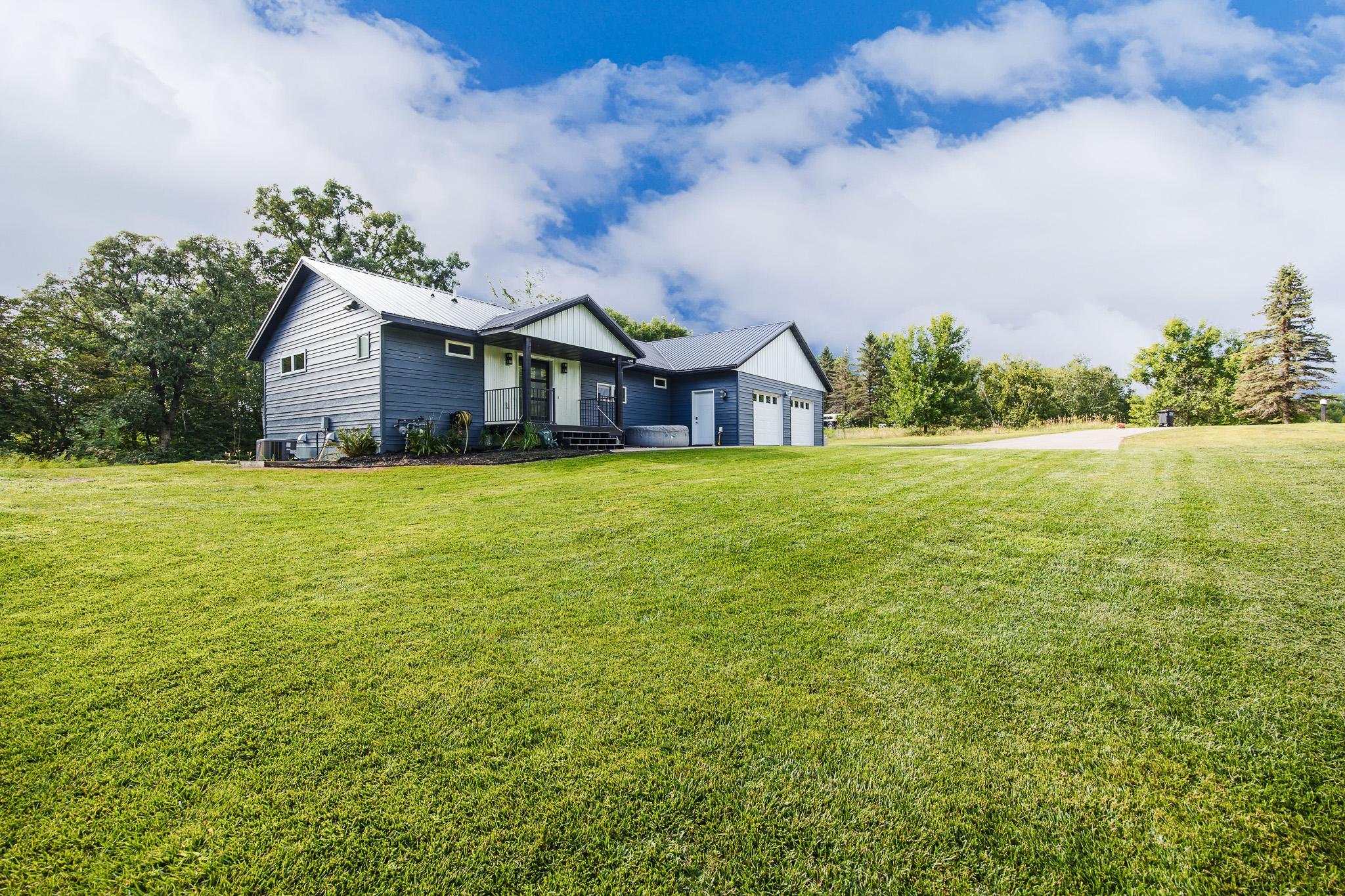 2016 single family home for sale at 14811 Ridge Drive in Detroit Lakes, MN — 4 bed, 3 bath (photo 61 of 79)