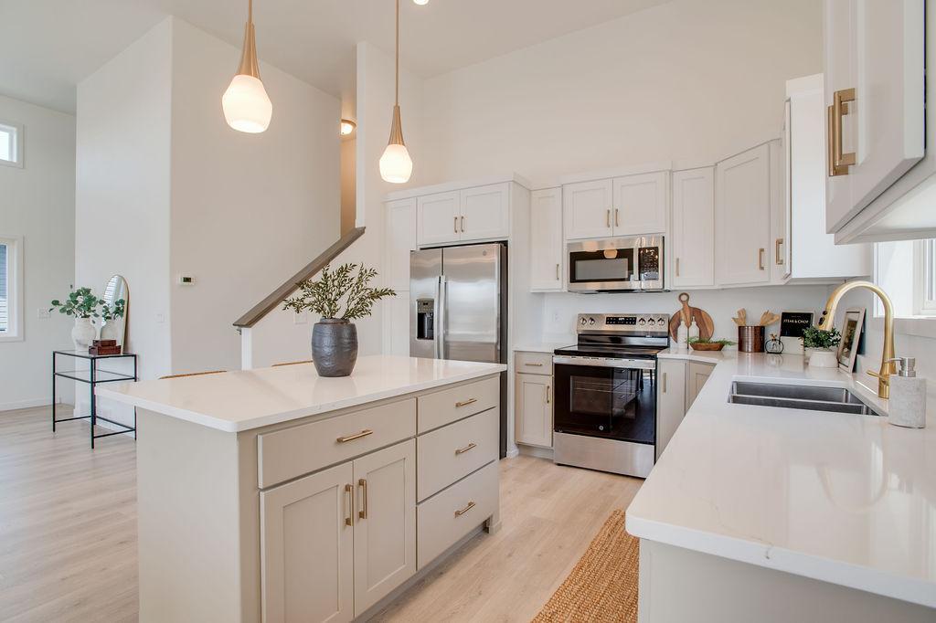 2026 single family home for sale at 2517 36th Avenue S in Moorhead, MN — 3 bed, 3 bath (photo 16 of 37)