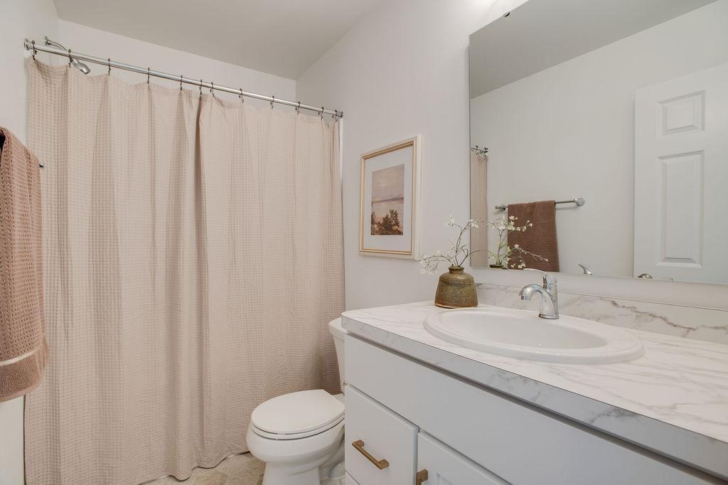 2026 single family home for sale at 2517 36th Avenue S in Moorhead, MN — 3 bed, 3 bath (photo 26 of 37)