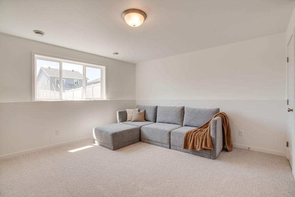 2026 single family home for sale at 2517 36th Avenue S in Moorhead, MN — 3 bed, 3 bath (photo 28 of 37)
