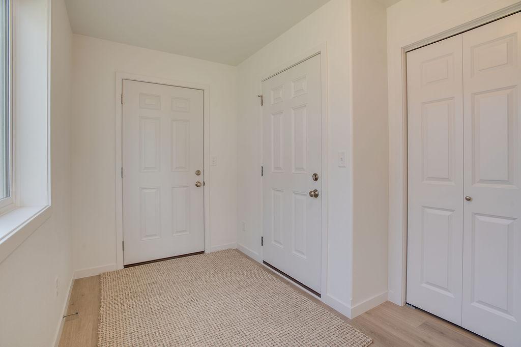 2026 single family home for sale at 2517 36th Avenue S in Moorhead, MN — 3 bed, 3 bath (photo 4 of 37)
