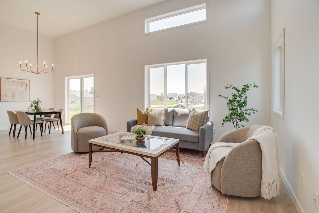 2026 single family home for sale at 2517 36th Avenue S in Moorhead, MN — 3 bed, 3 bath (photo 6 of 37)