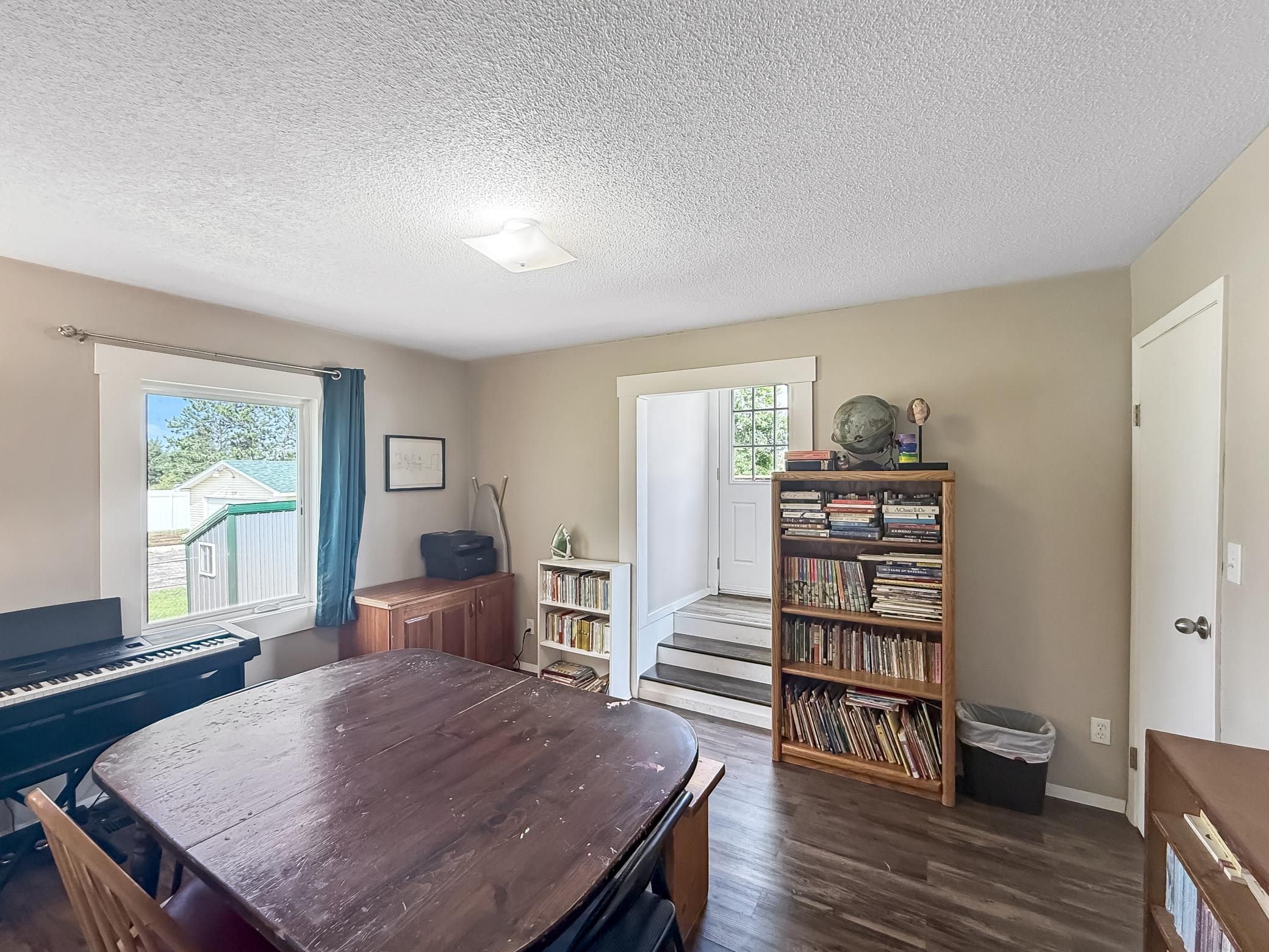1982 single family home for sale at 1839 3rd Street SE in Bemidji, MN — 5 bed, 2 bath (photo 14 of 40)