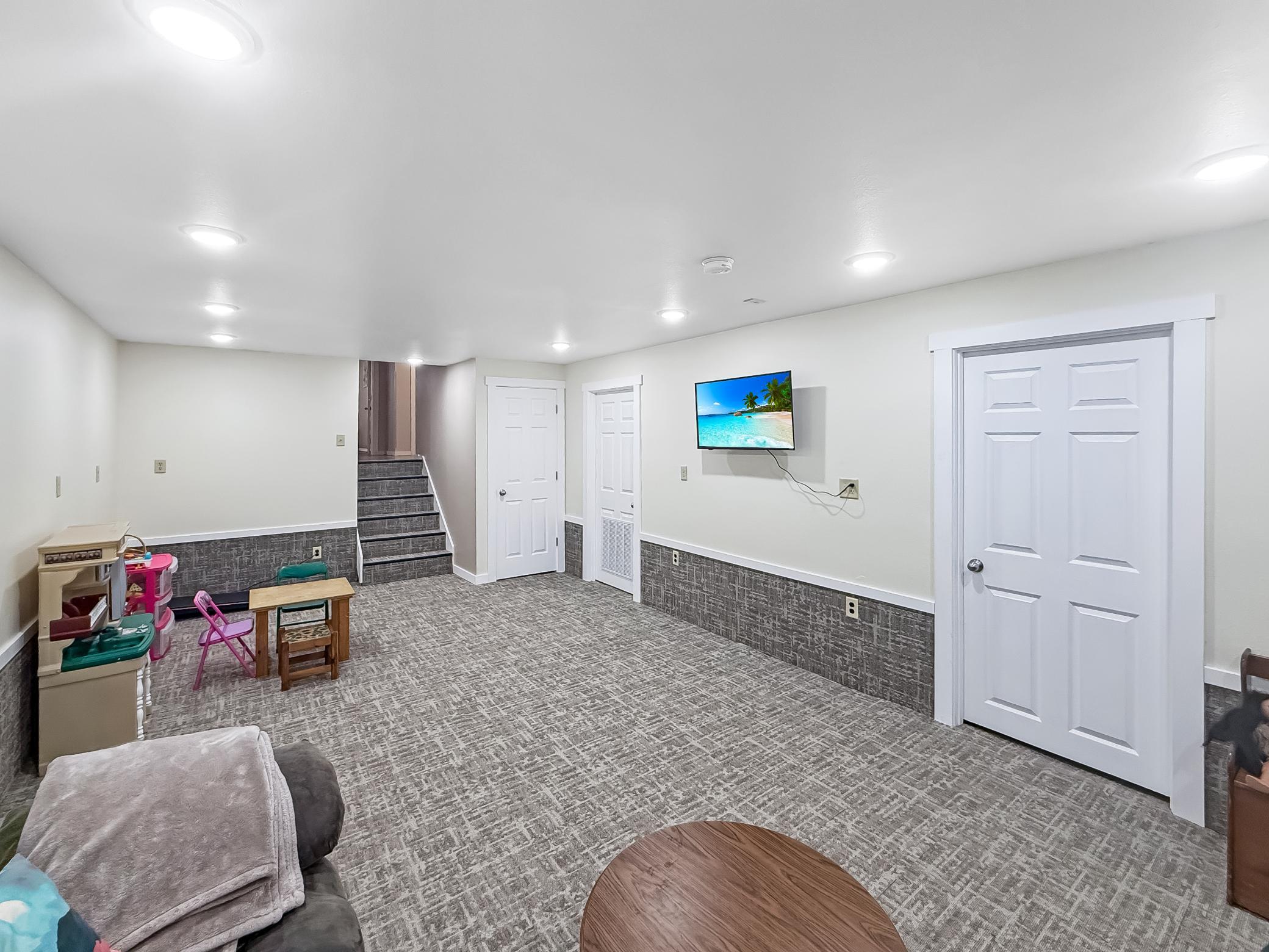 1982 single family home for sale at 1839 3rd Street SE in Bemidji, MN — 5 bed, 2 bath (photo 26 of 40)