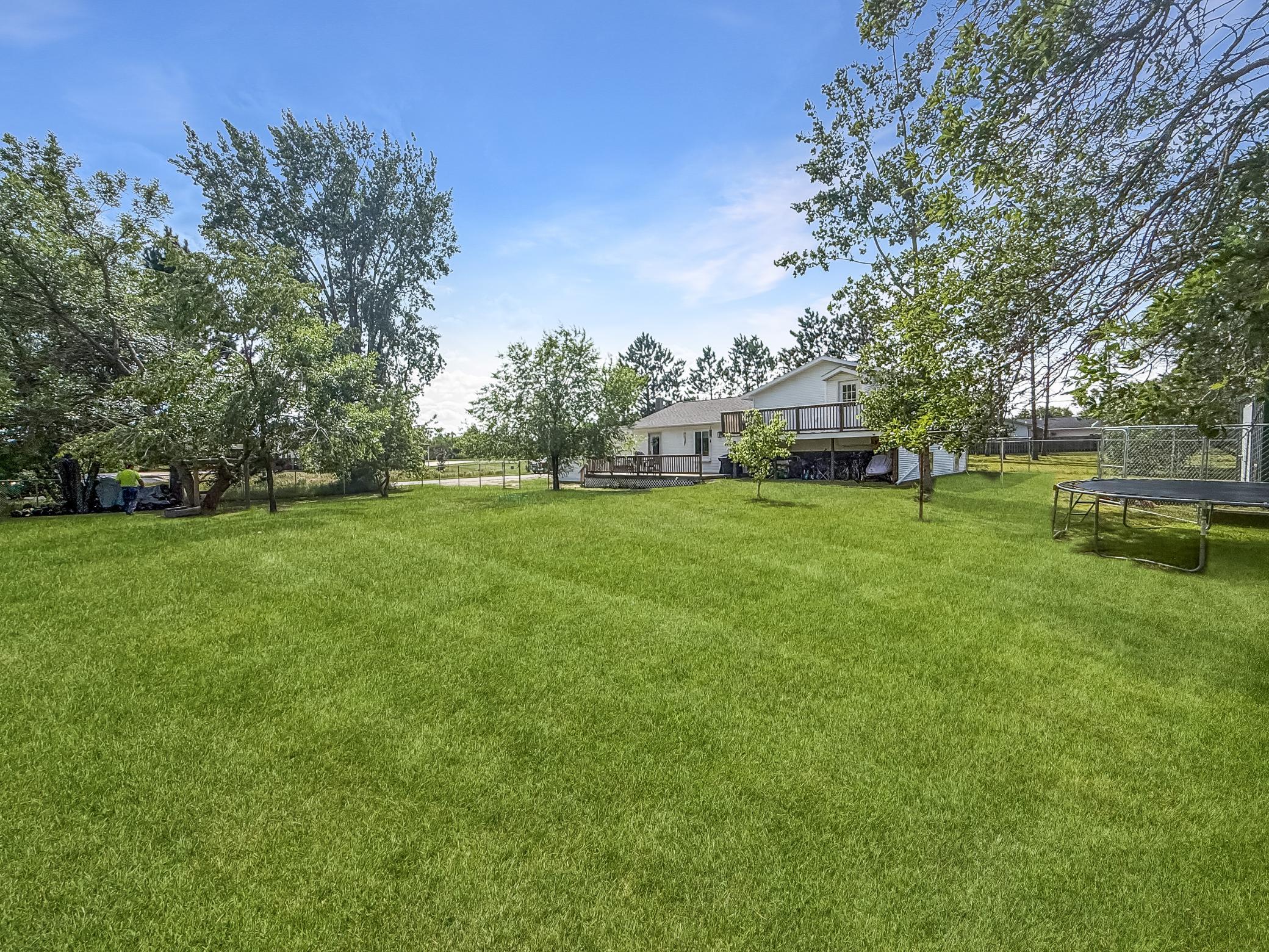 1982 single family home for sale at 1839 3rd Street SE in Bemidji, MN — 5 bed, 2 bath (photo 40 of 40)