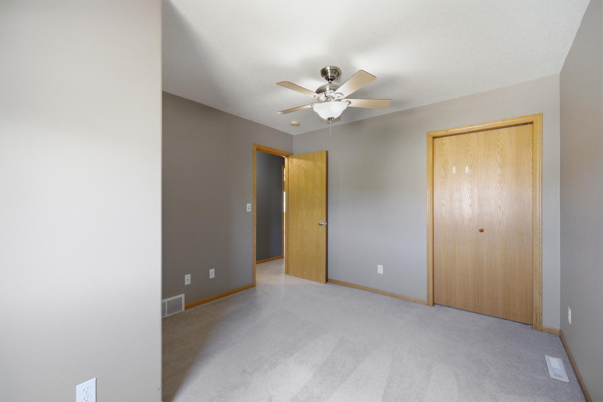2003 single family home for sale at 507 19th Avenue W in West Fargo, ND — 3 bed, 3 bath (photo 29 of 68)