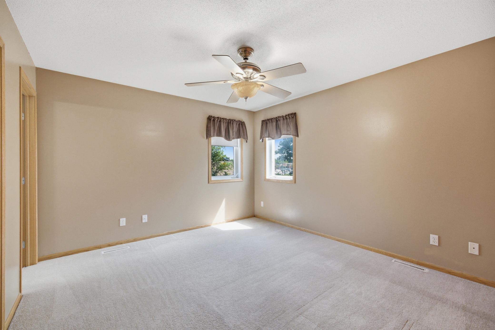 2003 single family home for sale at 507 19th Avenue W in West Fargo, ND — 3 bed, 3 bath (photo 35 of 68)