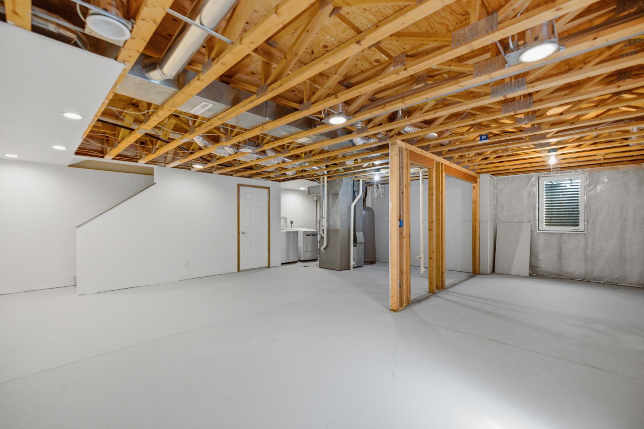 2003 single family home for sale at 507 19th Avenue W in West Fargo, ND — 3 bed, 3 bath (photo 42 of 68)