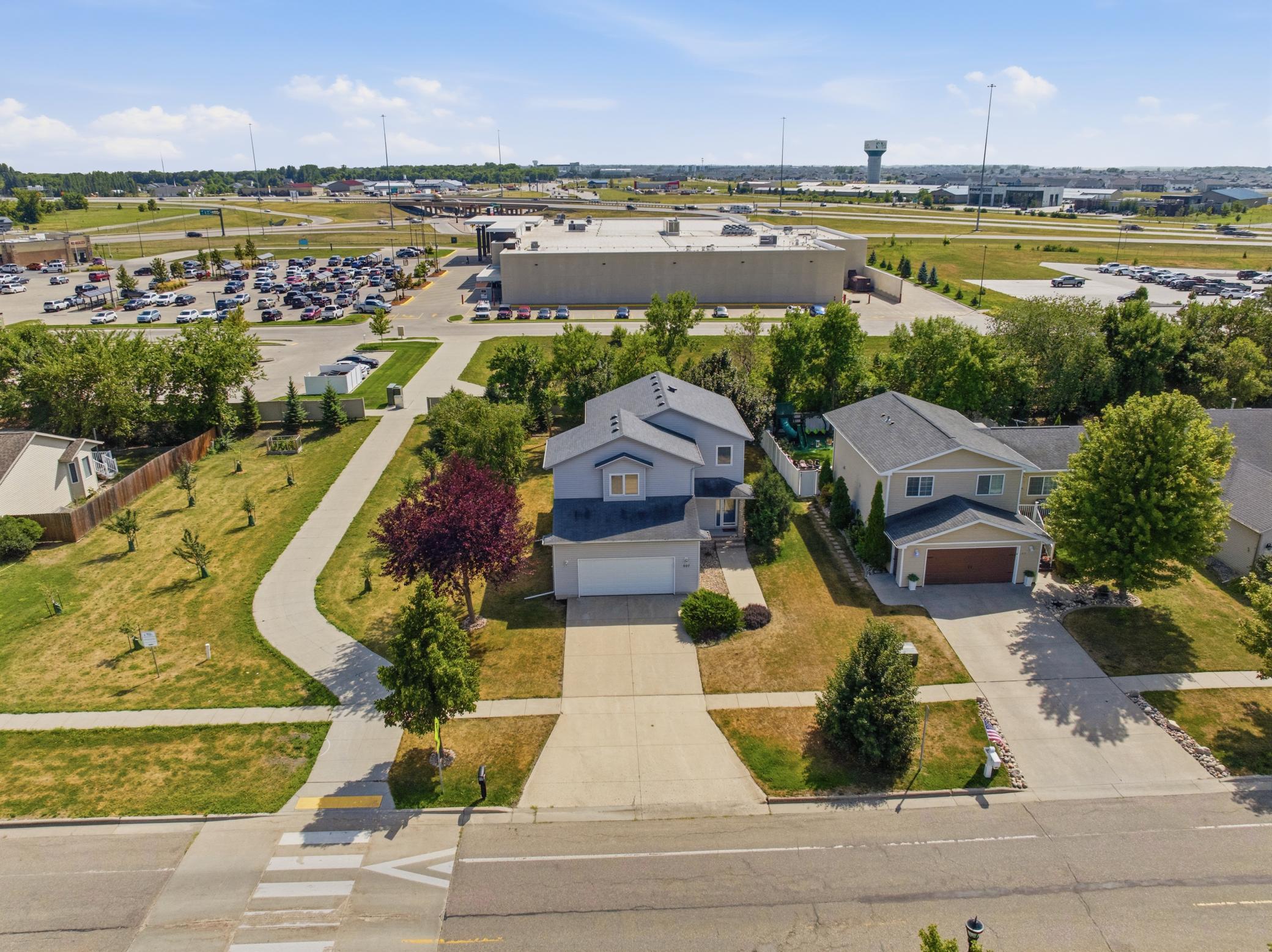 2003 single family home for sale at 507 19th Avenue W in West Fargo, ND — 3 bed, 3 bath (photo 50 of 68)