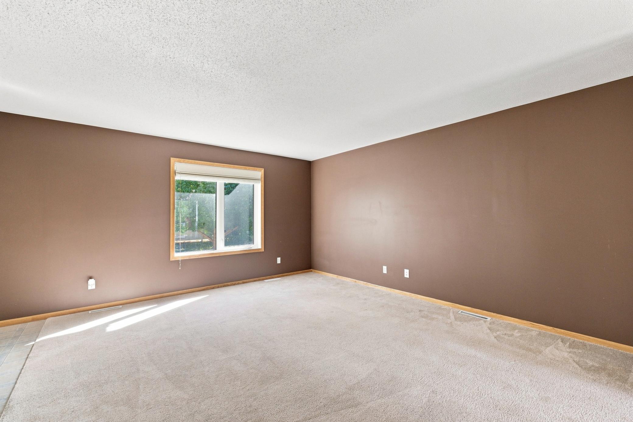 2003 single family home for sale at 507 19th Avenue W in West Fargo, ND — 3 bed, 3 bath (photo 7 of 68)