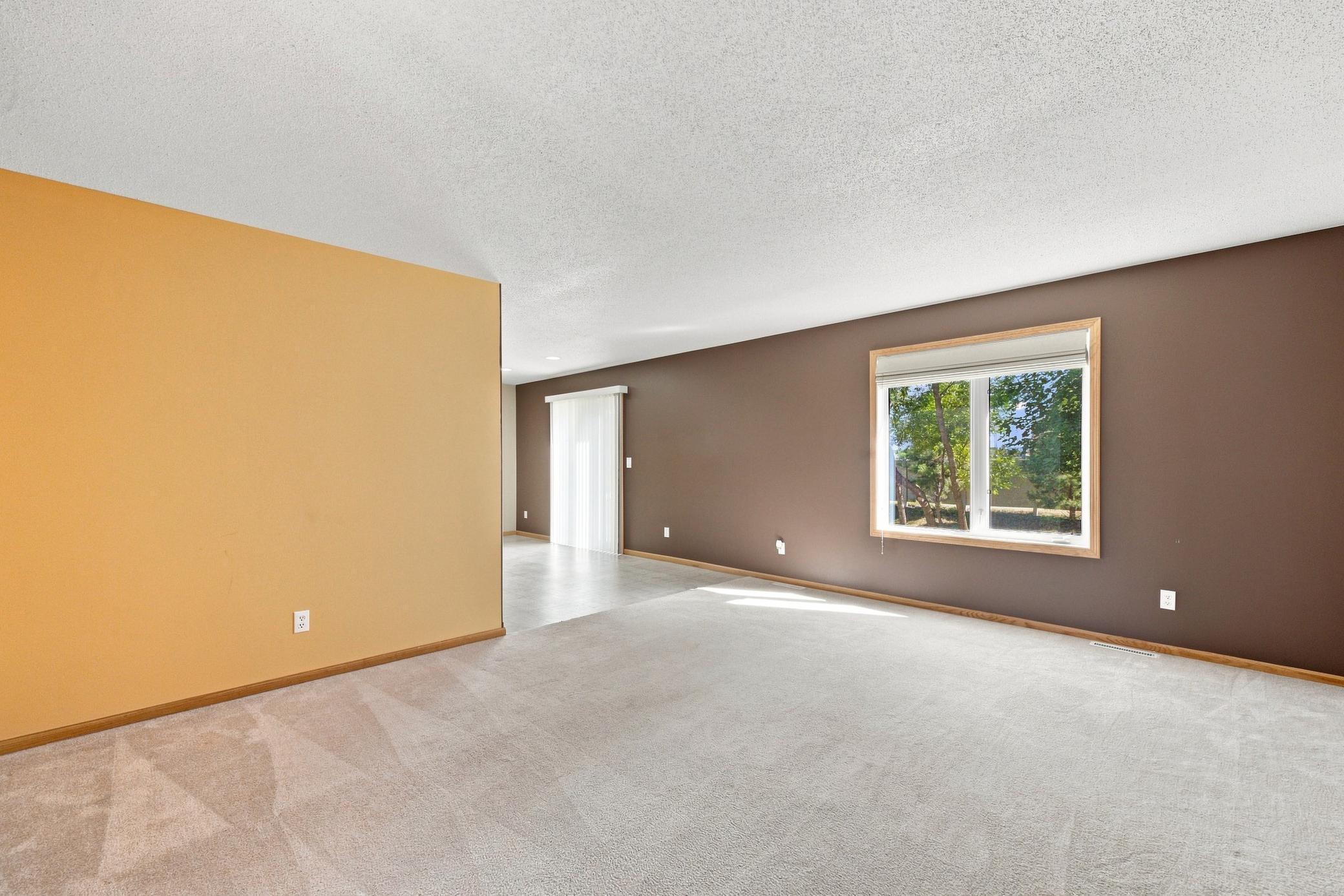 2003 single family home for sale at 507 19th Avenue W in West Fargo, ND — 3 bed, 3 bath (photo 9 of 68)