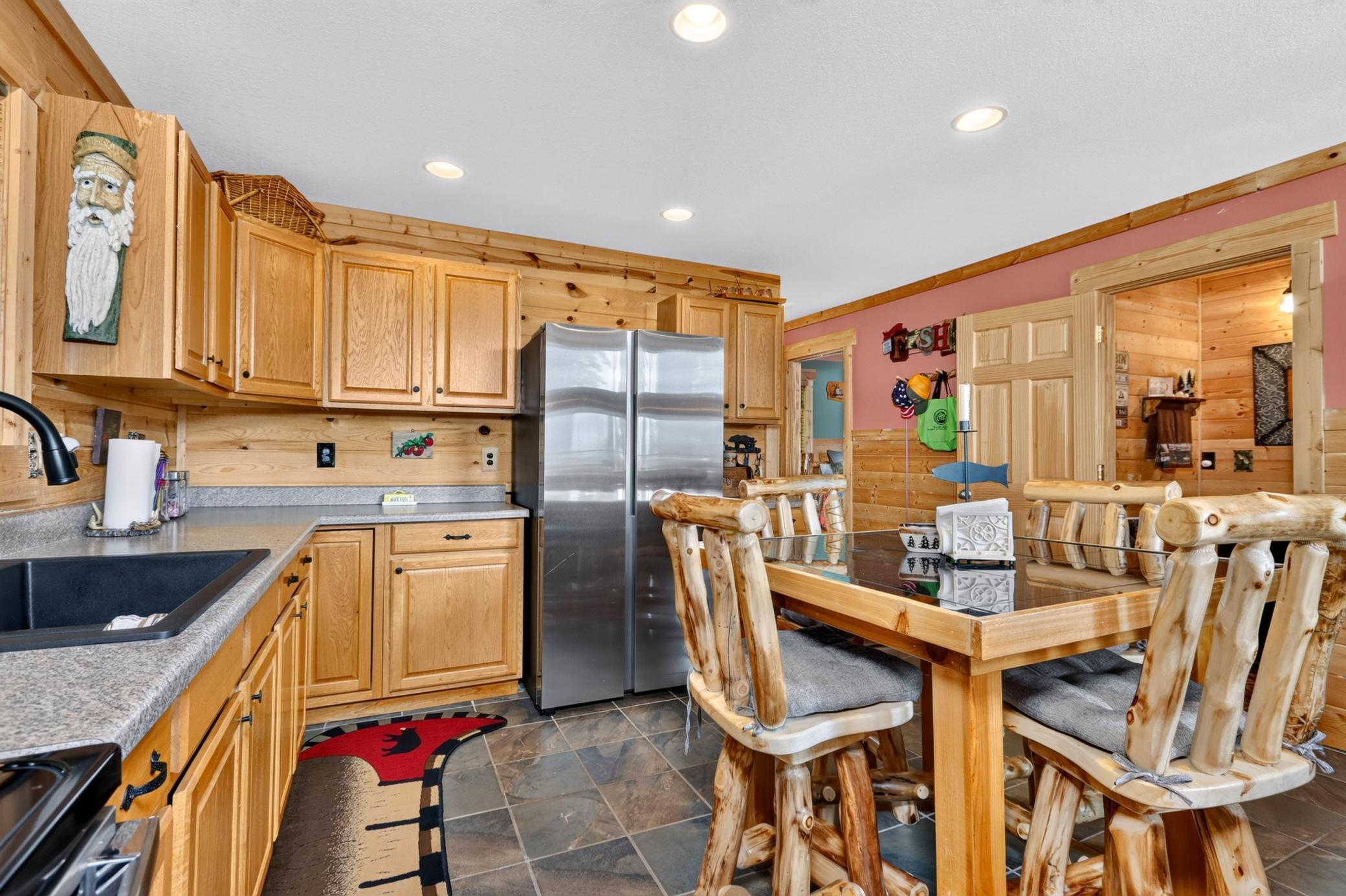 2009 single family home for sale at 55603 Eggar Road in Spring Lake, MN — 3 bed, 3 bath (photo 12 of 51)