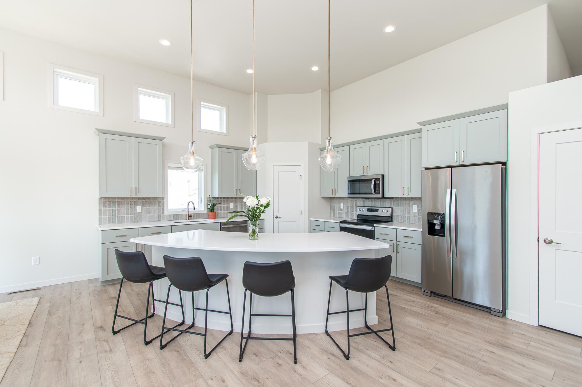 2021 single family home for sale at 6013 Kodiak Lane in Horace, ND — 4 bed, 3 bath (photo 12 of 57)