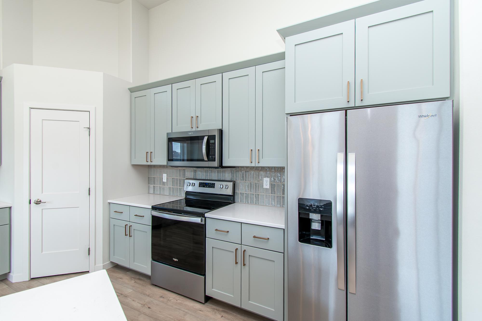 2021 single family home for sale at 6013 Kodiak Lane in Horace, ND — 4 bed, 3 bath (photo 14 of 57)