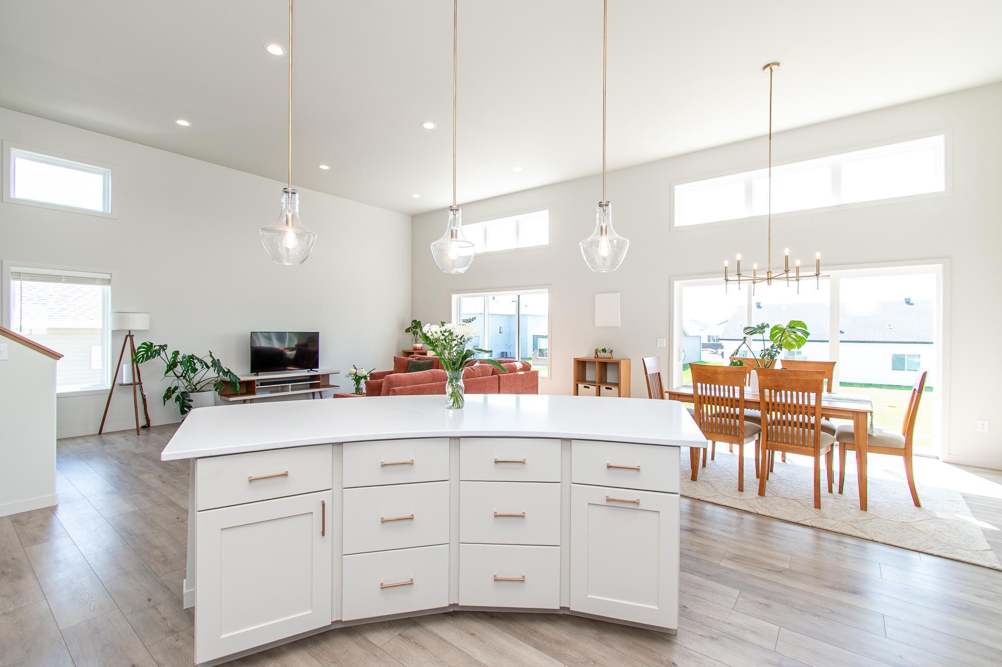 2021 single family home for sale at 6013 Kodiak Lane in Horace, ND — 4 bed, 3 bath (photo 16 of 57)