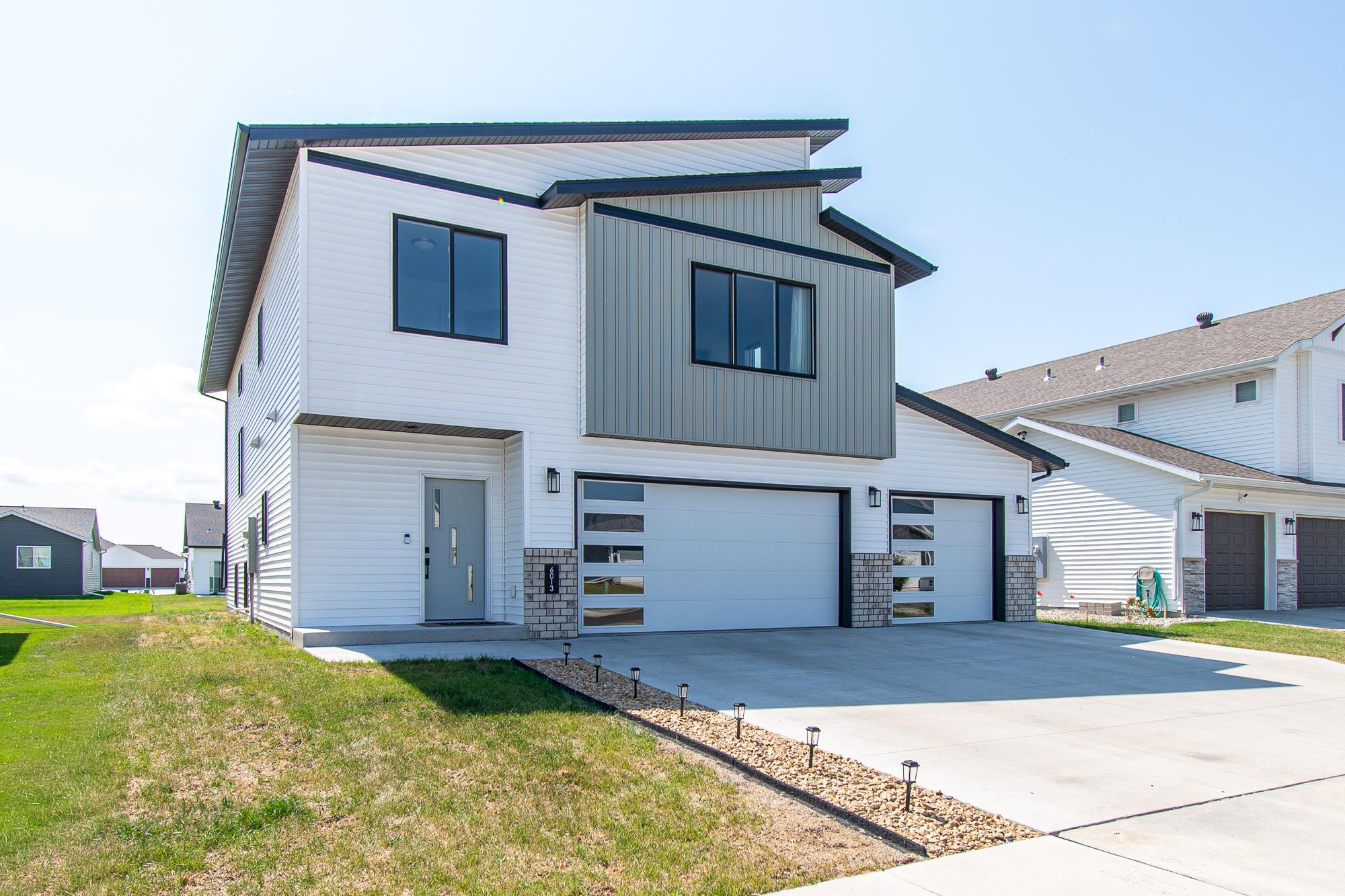 2021 single family home for sale at 6013 Kodiak Lane in Horace, ND — 4 bed, 3 bath (photo 3 of 57)