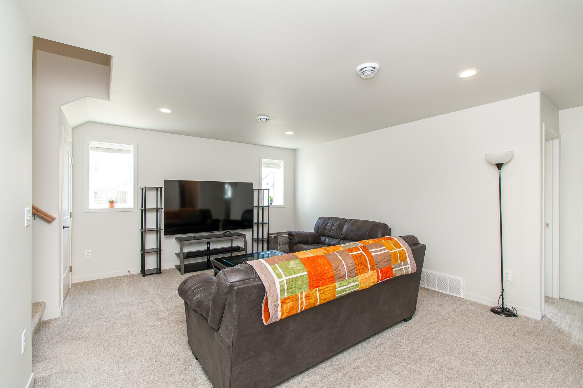 2021 single family home for sale at 6013 Kodiak Lane in Horace, ND — 4 bed, 3 bath (photo 41 of 57)