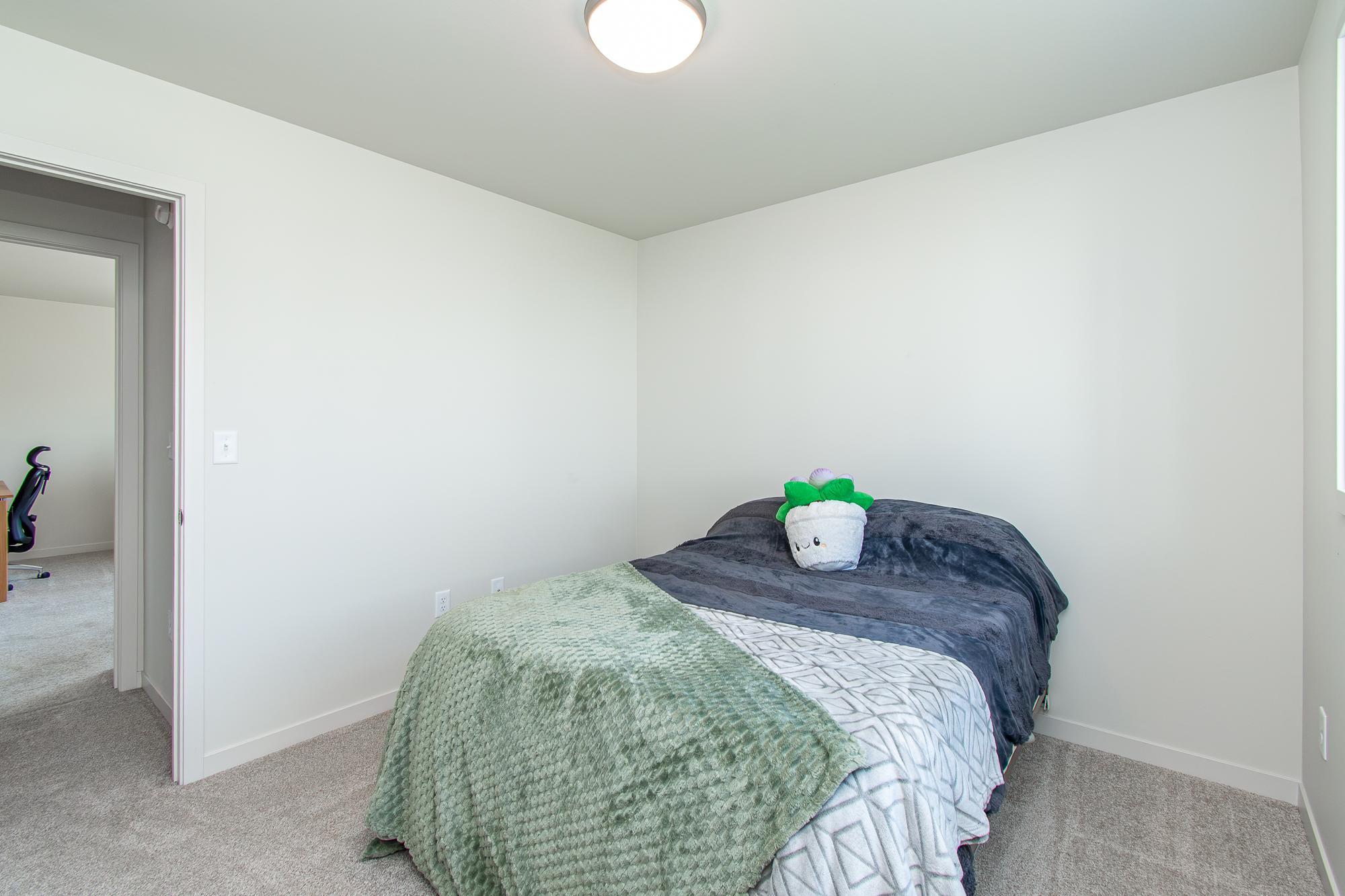 2021 single family home for sale at 6013 Kodiak Lane in Horace, ND — 4 bed, 3 bath (photo 46 of 57)