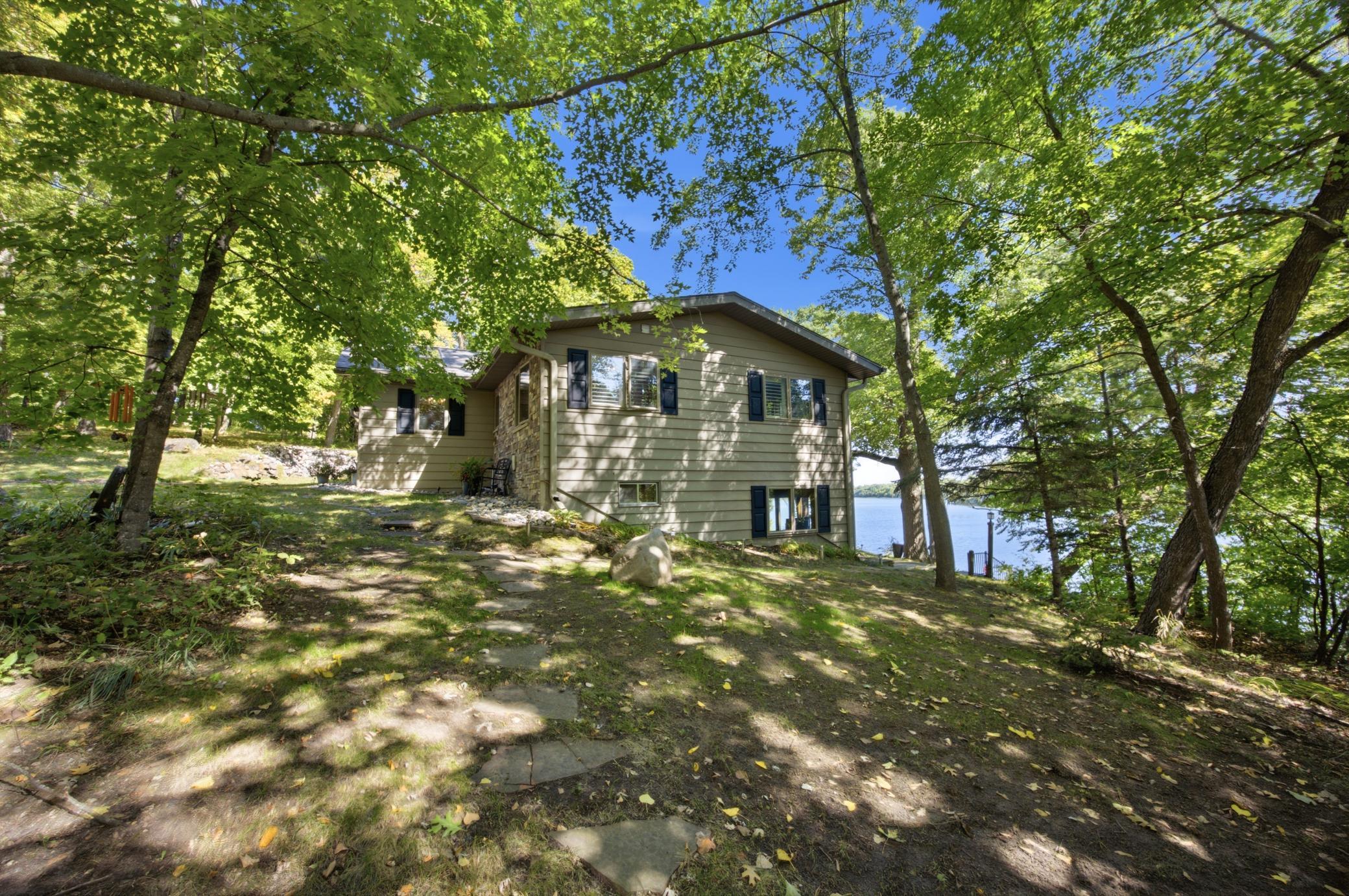 1991 single family home for sale at 39282 Moonlight Bay Trail in Pelican Rapids, MN — 4 bed, 6 bath (photo 77 of 96)